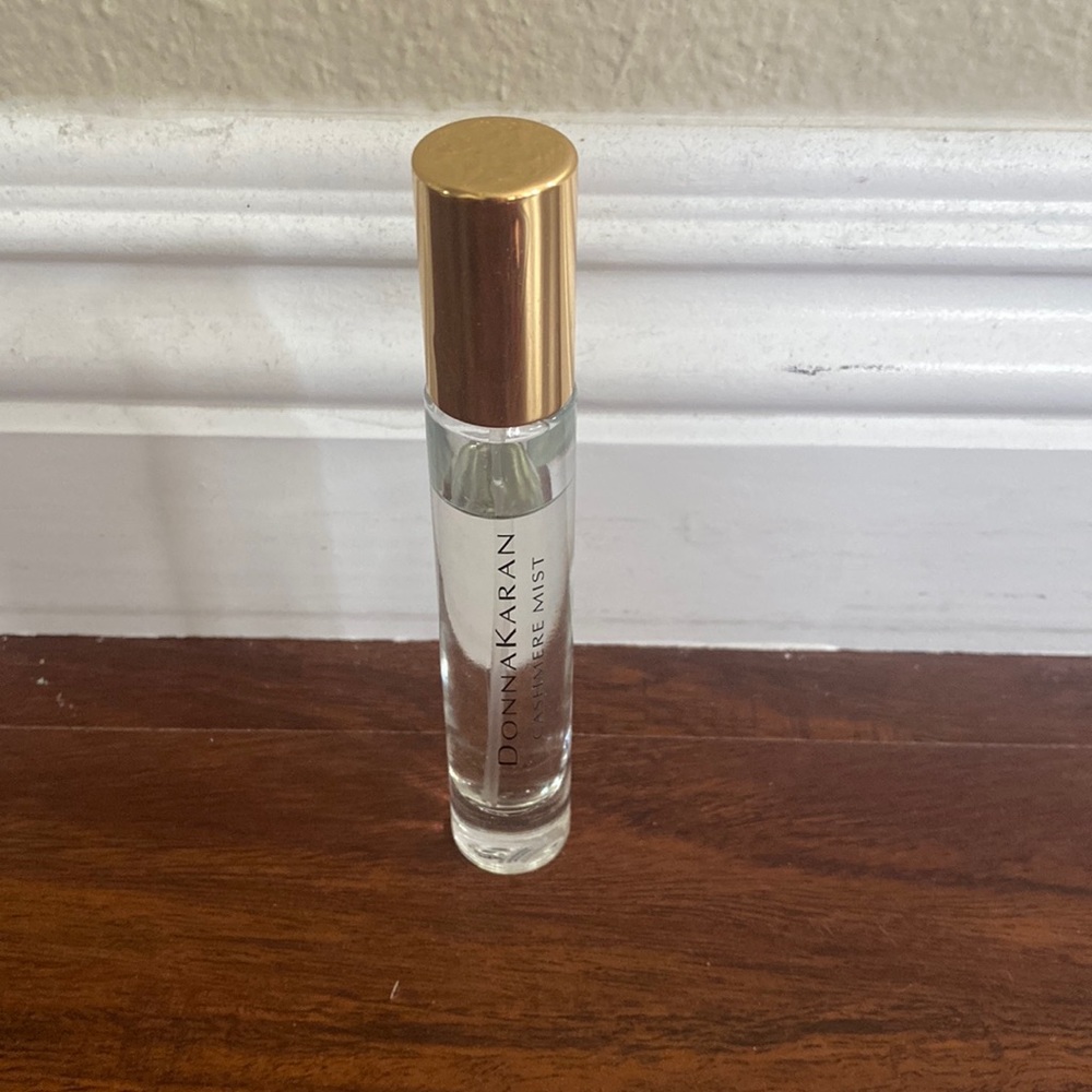 Donna Karen cashmere mist